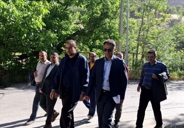 همایش پیاده‌روی کارکنان آموزش‌وپرورش کهگیلویه و بویراحمد به مناسبت هفته معلم و ولادت امام رضا (ع)