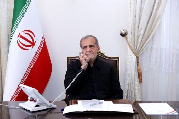 بر تقویت روابط با همسایگان در سیاست خارجی جمهوری اسلامی ایران تاکید کرد