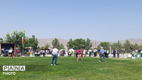 برگزاری مسابقات کشتی باچوخه در آشخانه
