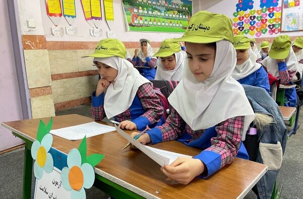 برگزاری دوره آموزشی و آزمون علمی-مهارتی سفیران سلامت در مدارس شهرستان ملارد
