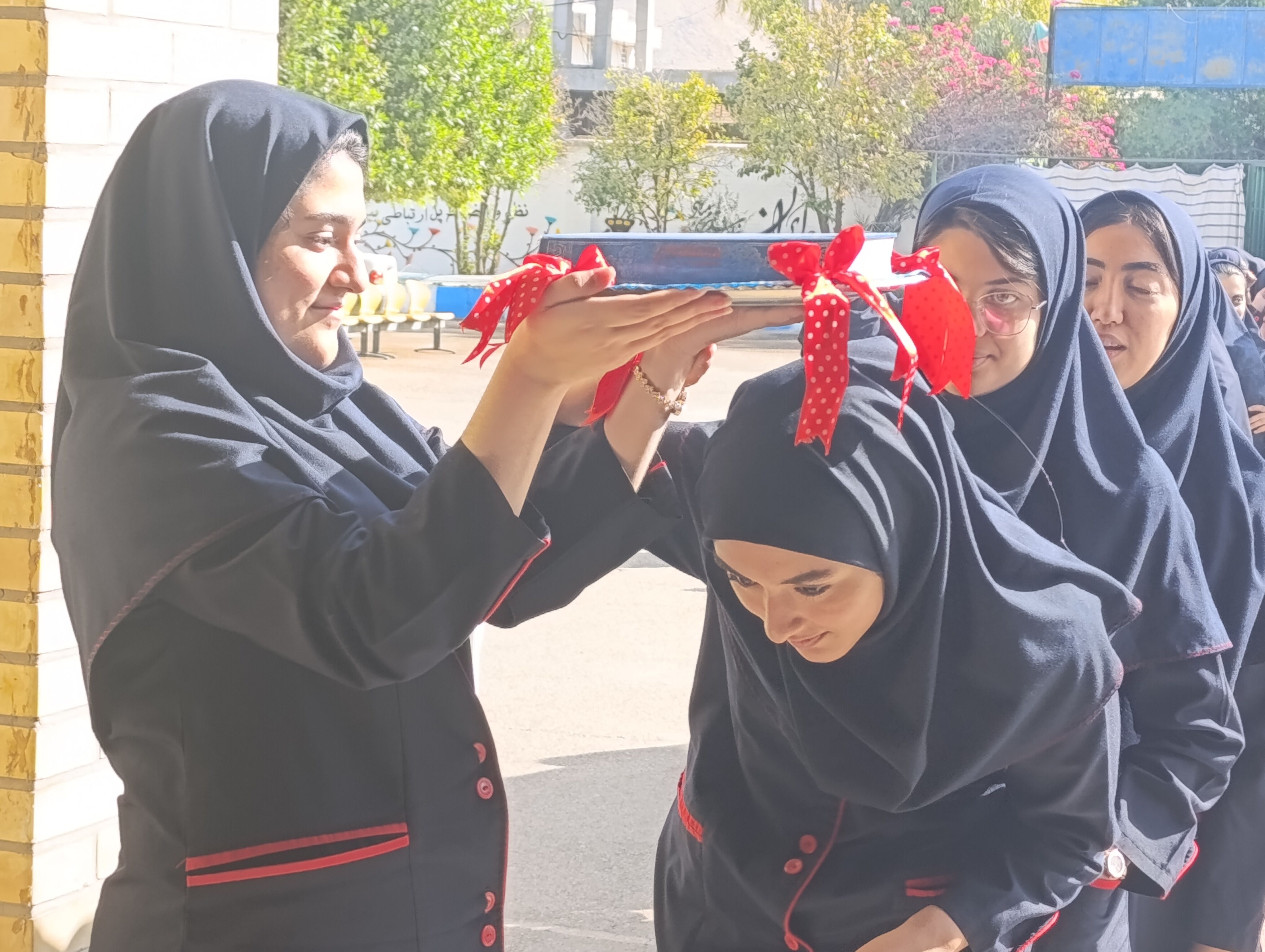 زنگ مهر در فراشبند به صدا در آمد