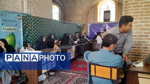 میز خدمت آموزش و پرورش نیشابور در نماز جمعه 