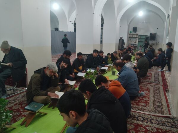 جلسه جزء خوانی قرآن کریم در شهرستان خلیل آباد 