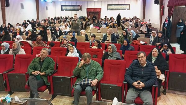 مراسم باشکوه دهه فجر و نیمه شعبان  در سالن مهر تابان نیشابور 
