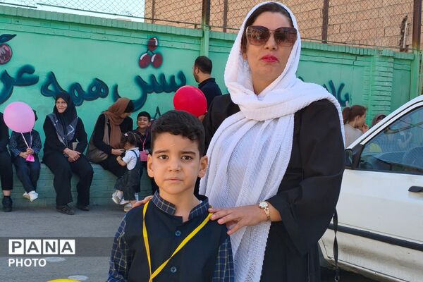 زنگِ مهر در بهارستان دو؛ از فرشته‌ها تا شکوفه‌ها