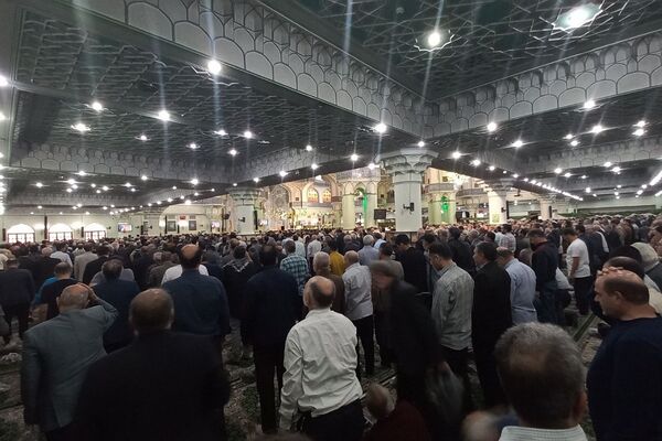 برپایی نماز جمعه در مصلی حرم حضرت عبدالعظیم حسنی(ع) 