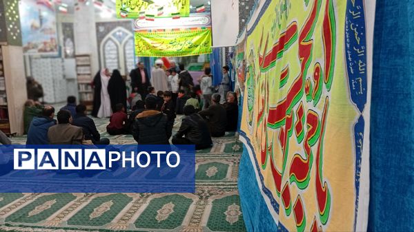 وقتی دانش‌آموزان میزبان جشن دهه فجر می‌شوند