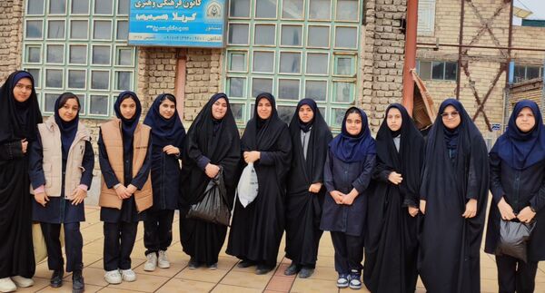 محفل انس با قرآن دانش آموزان دبیرستان مهر