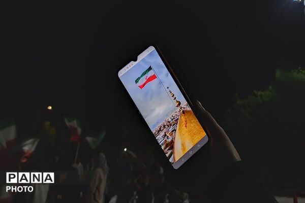 صد و دو شب  مردم شهر بار در سنگر خیابان 