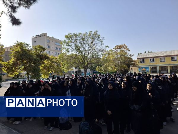 زنگ مهر در دبیرستان شاهد تقوا پیشگان ناحیه ۴ مشهد نواخته شد