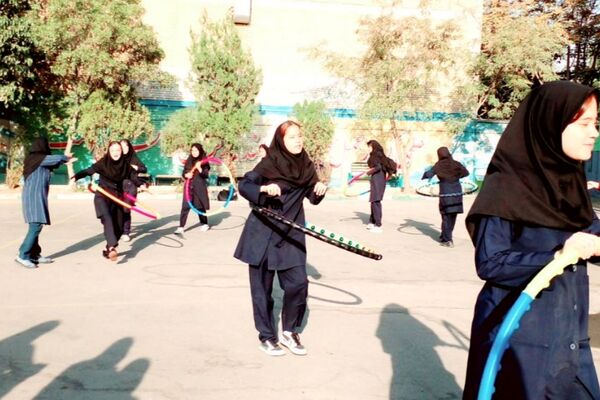 المپیاد ورزشی درون مدرسه‌ای در دبیرستان حجاب ناحیه یک شهرری