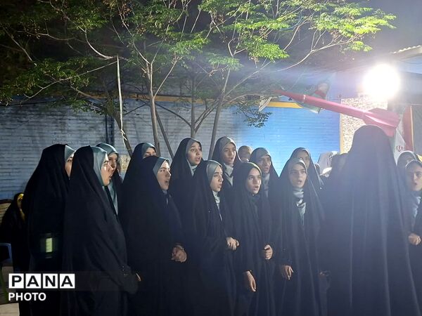 آیین تجلیل از دانش آموزان برتر مسابقات فرهنگی هنری ناحیه ۲ یزد