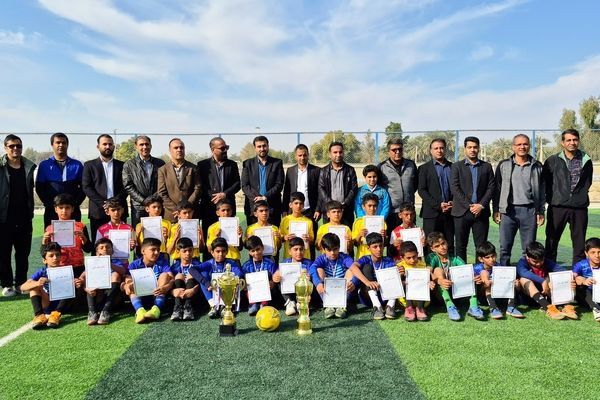 عنبرآباد میزبان فینال مسابقات مینی فوتبال