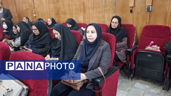 کارگاه آموزشی طرح مصرف ایمن و بهینه گاز به معلمان