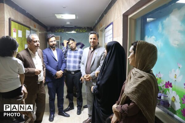 بازدید مدیر آموزش و پرورش ناحیه ۷ از پایگاه های اوقات فراغت