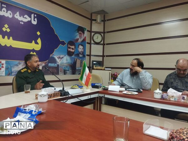 نشست خبری اصحاب رسانه نیشابور با فرمانده ناحیه مقاومت بسیج سپاه 