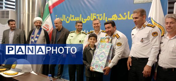 جمعی از دانش‌آموزان استان البرز به عنوان همیار پلیس انتخاب شدند