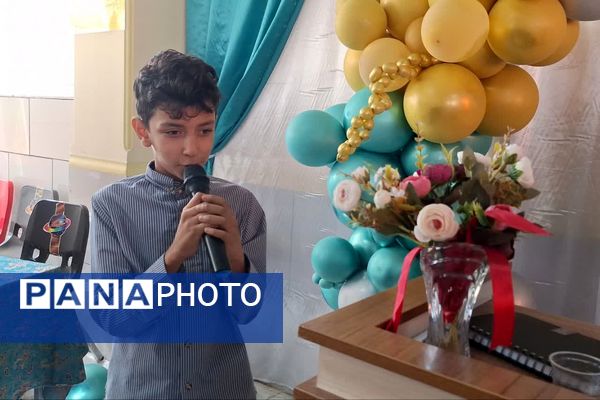 بزرگداشت روز عصای سفید در آموزشگاه شوریده شیرازی