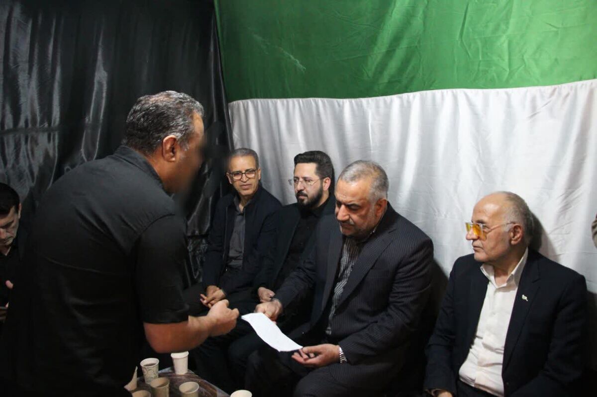 میز خدمت قضایی در موکب دادگستری استان پابرجاست