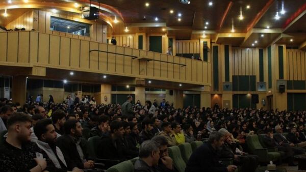 جشن روز دانشجو در دانشگاه آزاد واحد کرج 