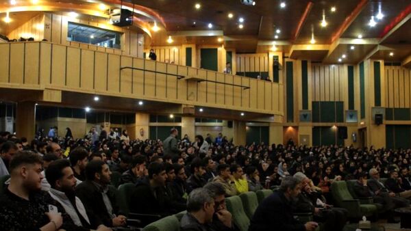 جشن روز دانشجو در دانشگاه آزاد واحد کرج 