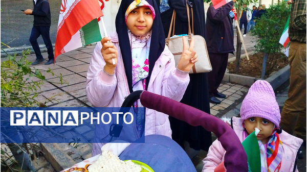  حضور پرشور مردم شیراز در چهل و هفتمین سالگرد پیروزی انقلاب اسلامی ایران 