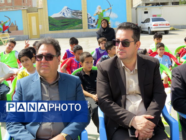 افتتاح زمین چمن مصنوعی آموزشگاه شاهد ولیعصر بجنورد