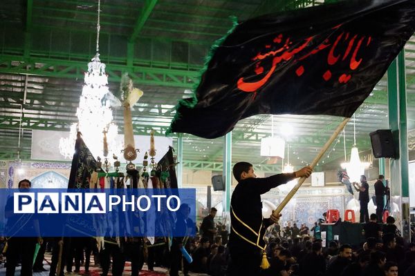 مراسم عزاداری تاسوعا، به رسم آیین‌های ۴۰۰ ساله در خور و بیابانک 