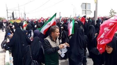 تشییع پیکر مطهر آقای شهید ایران 