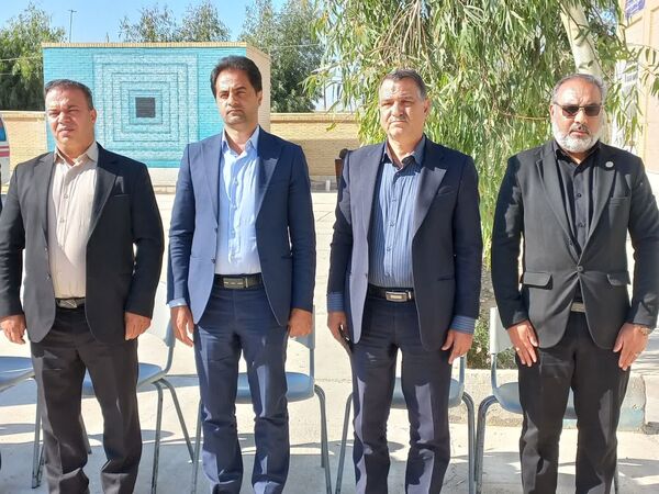 نواخته شدن زنگ پدافند غیرعامل در مدرسه شهید دستغیب مروست