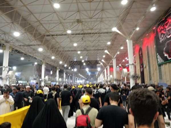 پیاده روی اربعین  و زیارت حرمین مطهر امام حسین علیه السلام و حضرت ابوالفضل عباس علیه السلام 