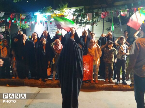 تجمعات شبانه پرشور در چهارراه هدایت مشهد