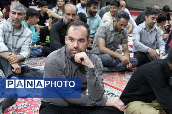 برگزاری مراسم گرامیداشت سالگرد ارتحال امام خمینی (ره) در شهر درق