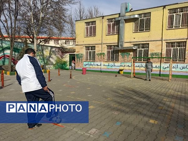 مسابقات ورزشی پدر دختری به مناسبت روز پدر