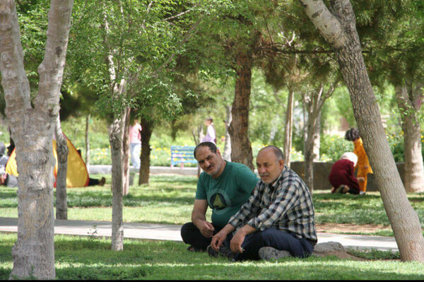 جلوه هایی از دورهمی روز طبیعت در بوستان‌های قم