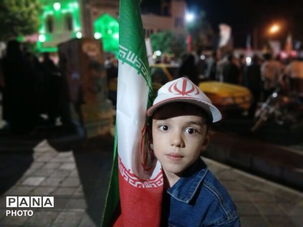 تویسرکان یک‌صدا برای ایران