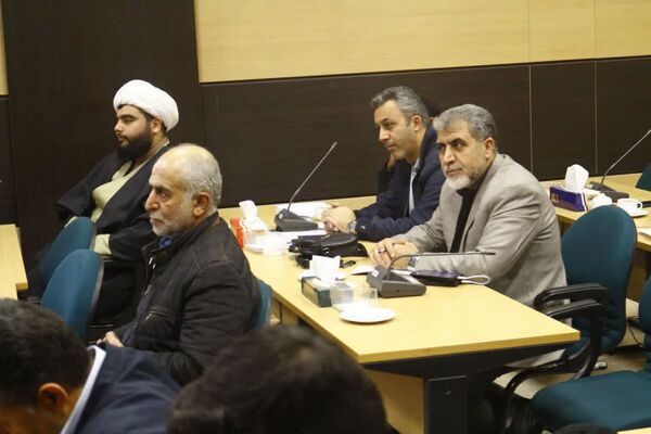 جلسه ستاد دهه فجر فیروزکوه با تأکید بر مردمی‌سازی برنامه‌ها