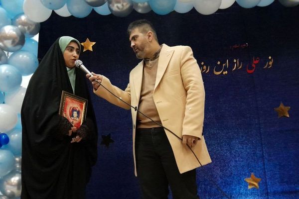  جنگ شادی به مناسبت میلاد امیرالمؤمنین(ع) در سالن تبلیغات شهرستان ورامین 