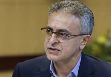 کرونا و آنفلوآنزا در گردش‌اند/ گروه‌های پرخطر در مکان‌های شلوغ ماسک بزنند