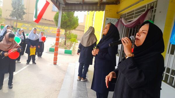 آیین بازگشایی مدارس در دبیرستان نورالهدی 