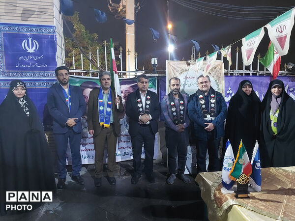 حضور معاون پرورشی شهر تهران در موکب سازمان دانش‌آموزی شهر تهران 