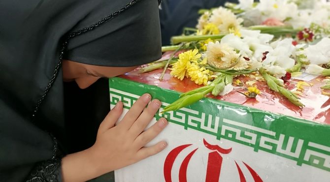 خاکی‌ترین مردان خدا بر شانه‌های دختران شهر نافچ