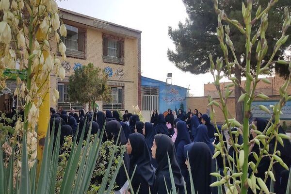 بازگشایی مدارس در دبیرستان دخترانه شهید مجید دهنوی نیشابور