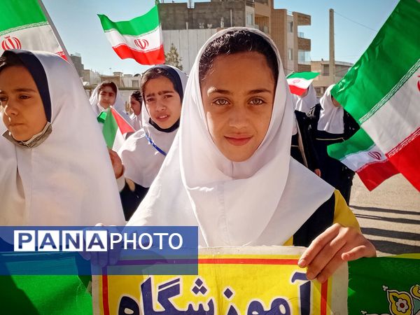 زنگ انقلاب در دبستان مهرعلی نادیپور، طنین‌انداز شد