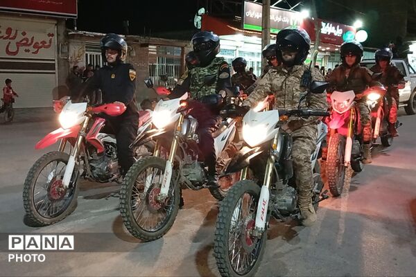 بانوان در خط مقدم حضور مردمی؛ گزارش تصویری رژه حماسی جان‌فدا