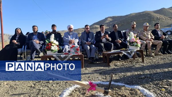 برگزاری آیین خشت گزاری طرح مدرسه اولیا 