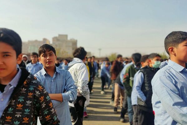 قهرمانی تیم والیبال مدرسه انصارالمهدی در مسابقات منطقه