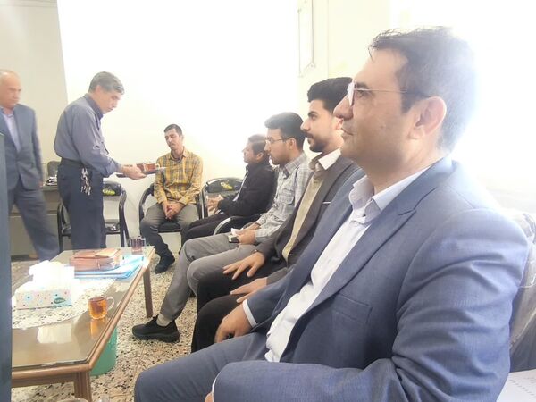 بازدید مسئولین آموزش و پرورش  از دبستان شهید پسندیده فدافن