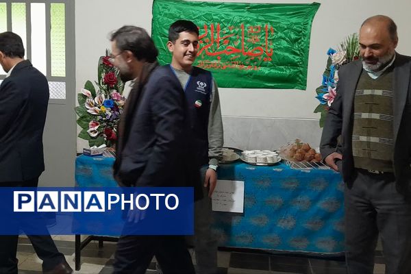 مراسم ایام الله دهه فجر در دبیرستان معارف صدرای ولایت