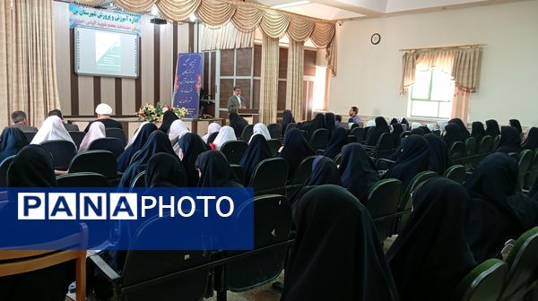 آیین تجلیل از برگزیدگان چهل و سومین دوره مسابقات قرآن، عترت و نماز شهرستان بن